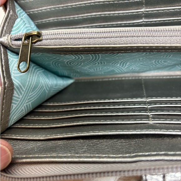 The Sak Silver Metallic Wallet//Wristlet - Picture 9 of 13